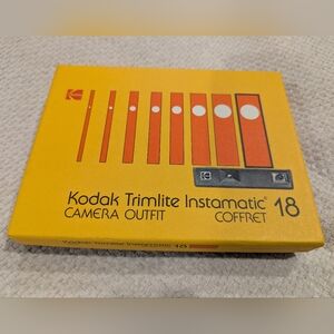 Kodak Trimlite Instamatic 18 Camera Outfit